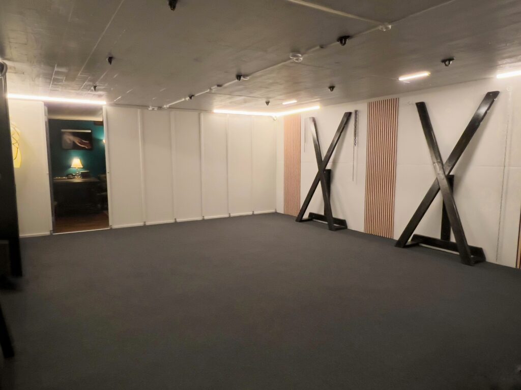 Fælles lounge med siddekors